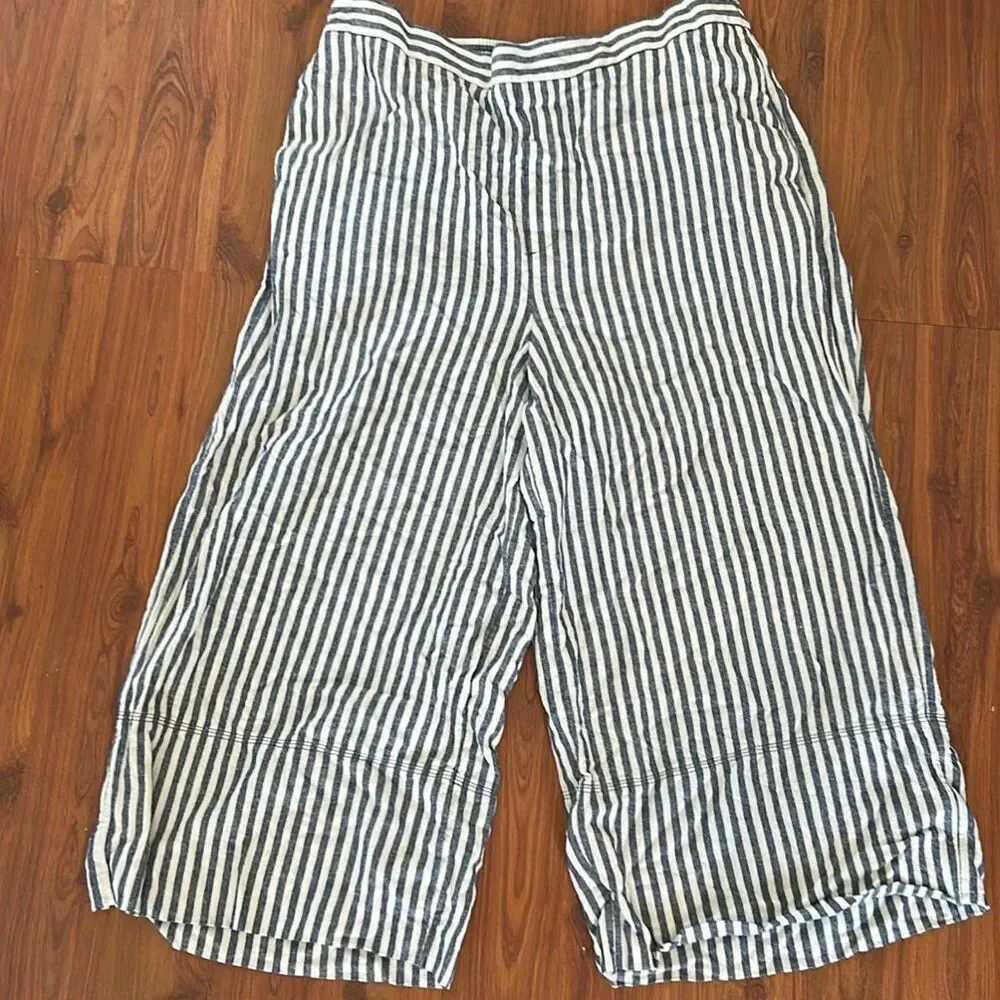 Banana Republic Nautical linen blend navy white striped wide light cropped pants